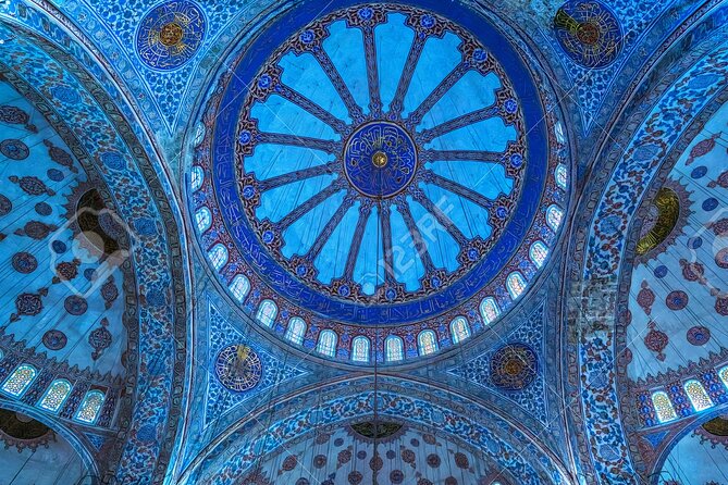 Istanbul Highlights: Small-Group Tour with a Local Expert - Hagia Sophia: buy the right entrance