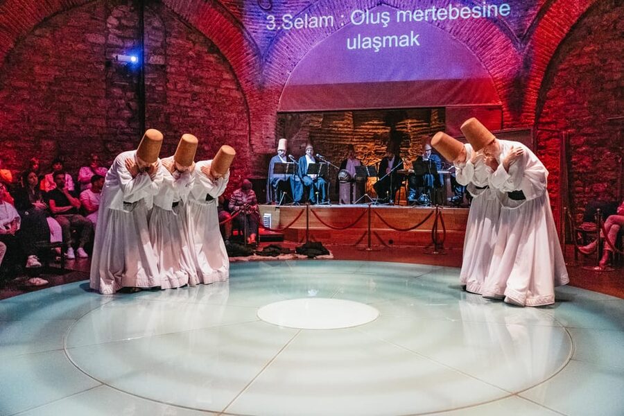 Istanbul: Hodjapasha Whirling Dervishes Show & Exhibition - Why this ceremony feels different from an ordinary dance show