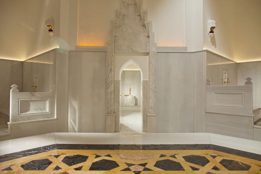 Istanbul: Hurrem Sultan Hamam Experience - Aromatherapy massage, face care, and foot treatment
