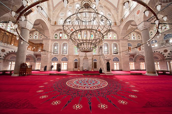 Istanbul Imperial & Bosphorus Tour - Incl. Lunch - Grand Bazaar: aim before you shop