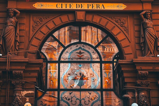 Istanbul Modern City - Galata & Pera & Taksim Guided Walking Tour - The language, pace, and group-size question