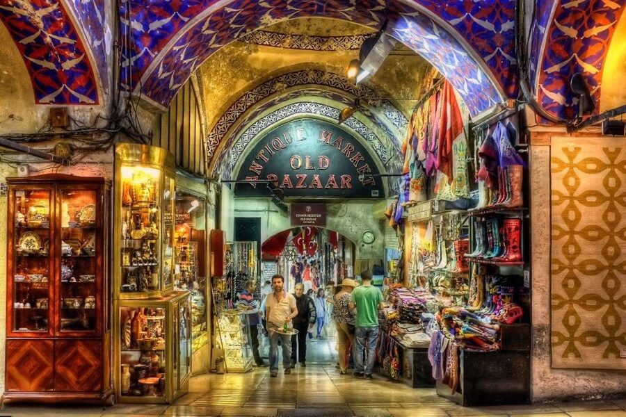 Istanbul: Old City Full-Day Tour with Lunch and Hotel Pickup - Hagia Sophia and a short but important visit