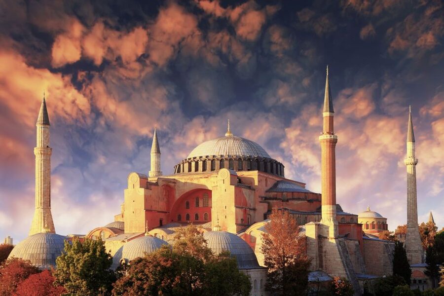 Istanbul: Old City Full-Day Tour with Lunch and Hotel Pickup - The Hippodrome and the monuments in Sultanahmet Square