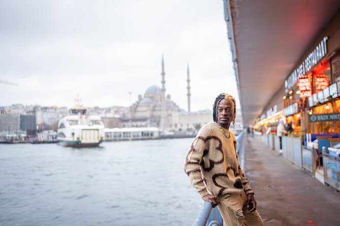 Istanbul Photoshoot tour with Local Photographer - Yeni Camii, the Four Hundred Year Old Mosque