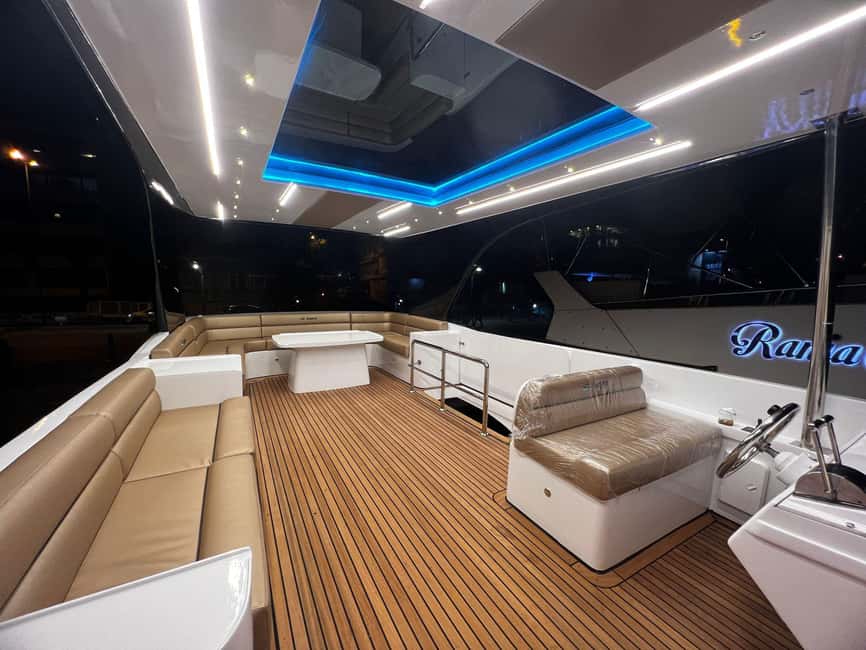 Istanbul: Private Bosphorus Yacht with Tour Guide and Snacks - Why the Bosphorus is the right place for a private cruise