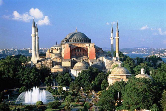 Istanbul Private Tour Designed for Layover Flight, Transfer incl. - A Short Bosphorus Ferry Ride Between Continents