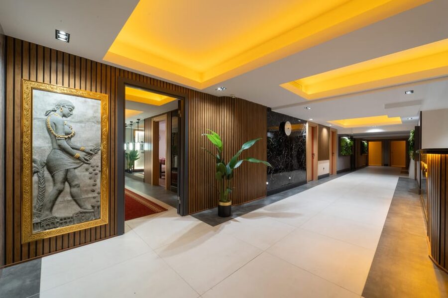 Istanbul: Public, Private or VIP Hammam & Spa in Old City - The scrub is the heart of the treatment