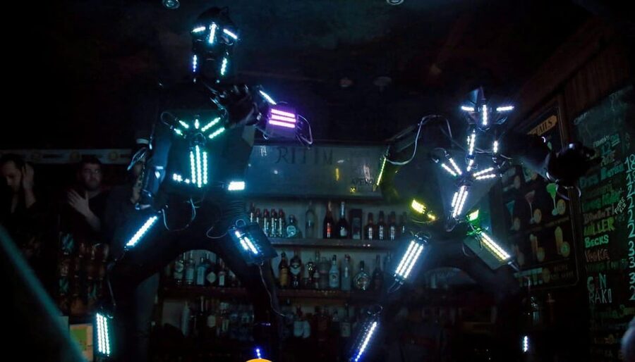 Istanbul: Rooftop Pub Crawl with Party Bus - The seven-hour schedule and its limits