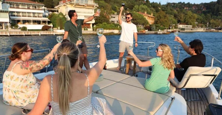 Istanbul: Small Group Yacht Tour with Unlimited Wine - Is $57 a fair price?