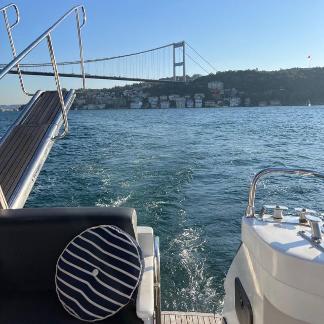 Istanbul: Sunset or Day Small-Group Yacht Cruise with Snacks - Snacks, Fruit, Tea, and Coffee on Board