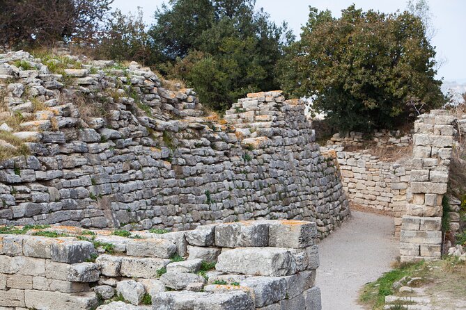 Istanbul to Truva Troy Guided Day Tour with Lunch and Transfers - Early pickup through Istanbul’s quiet streets