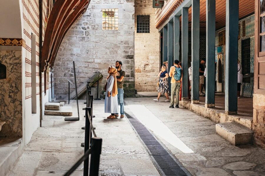 Istanbul: Topkapi Palace and Harem Guided Tour with Ticket - The Harem: private rooms and court rules