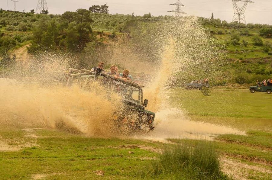 Jeep Safari-Lunch-Boat-Canyon-Waterfall-Foam,Water Party - The boat ride on Green Lake