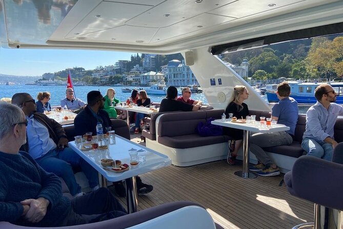 Luxury Bosphorus Yacht Cruise – Stopover in Asian Side - My practical advice before you go