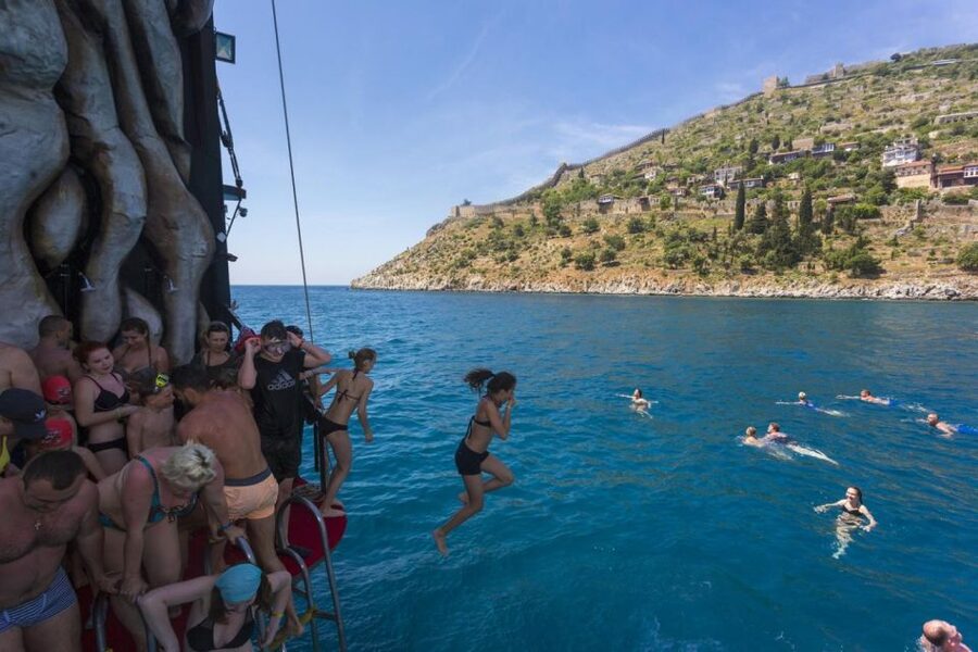 Marmaris: All-Inclusive Pirate Boat Trip with Pickup Option - The first sailing and Marmaris coastal views