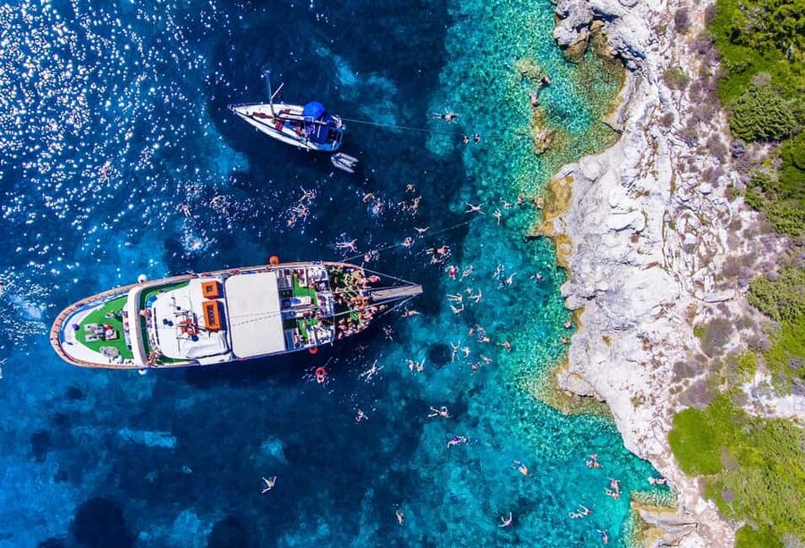 Marmaris: Cleopatra Island Boat Trip with Lunch and Drinks - Gokova views and the approach to Cleopatra Island