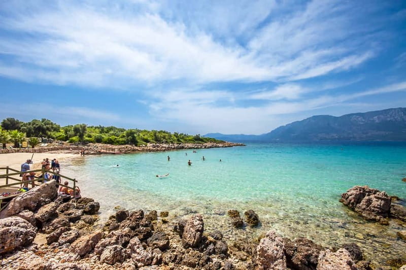 Marmaris: Cleopatra Island Boat Trip with Lunch and Drinks - Cleopatra Island’s white sand beach