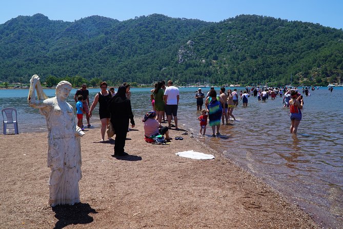 Marmaris: Jeep Safari, Turgut Waterfall, Jesus Beach w/Lunch - The return through forests and narrow tracks