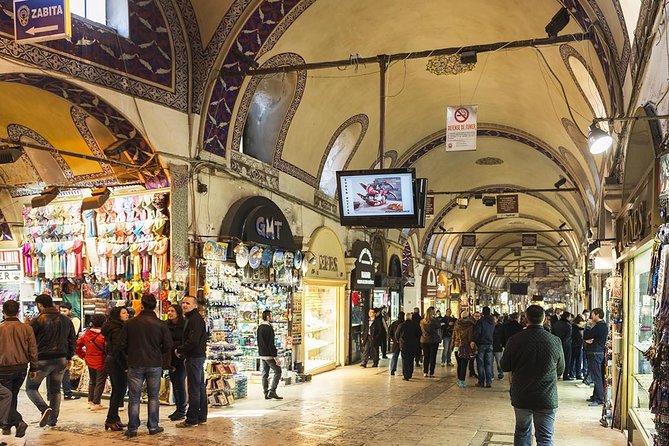 Morning Istanbul: Half-Day Tour with Blue Mosque, Hagia Sophia, Hippodrome and Grand Bazaar - Grand Bazaar: shopping, sales pressure, and a useful warning