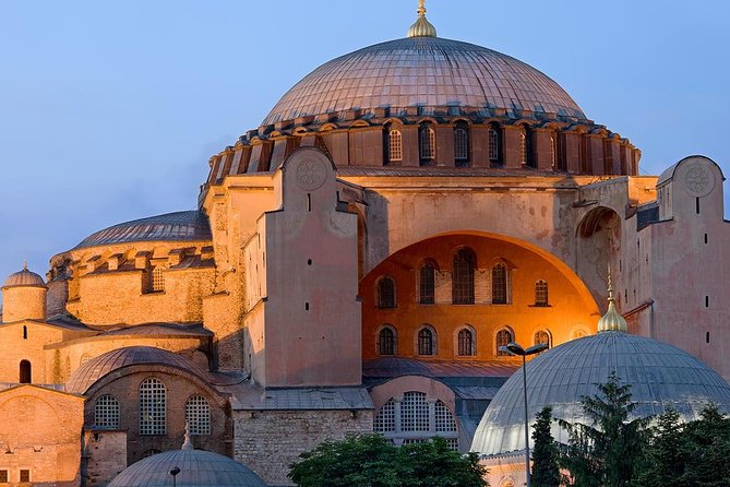 Morning Istanbul: Half-Day Tour with Blue Mosque, Hagia Sophia, Hippodrome and Grand Bazaar - Guides make the largest difference