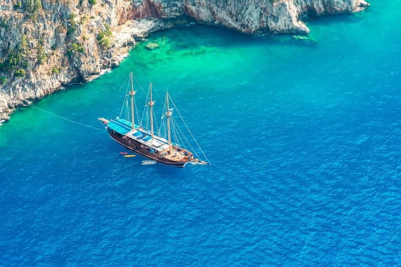 Oludeniz: Butterfly Valley, St. Nicholas Island incl. Lunch - Blue Cave: your first swim in bright water