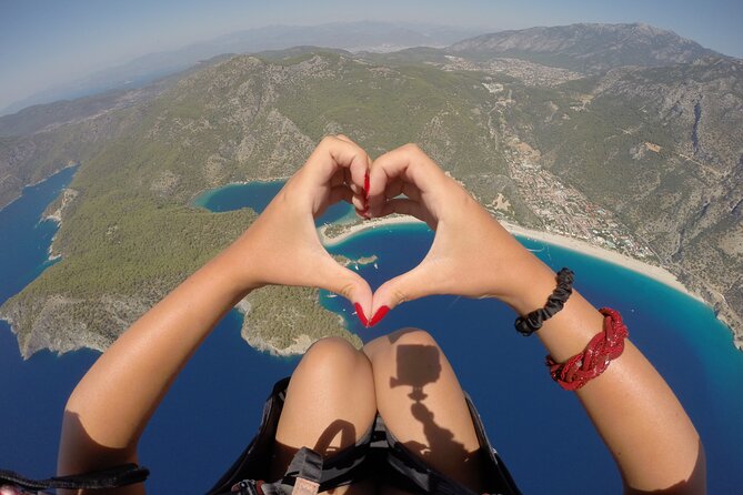 Oludeniz Paragliding Fethiye Turkey, Additional Features - A gentle flight or a more exciting ride
