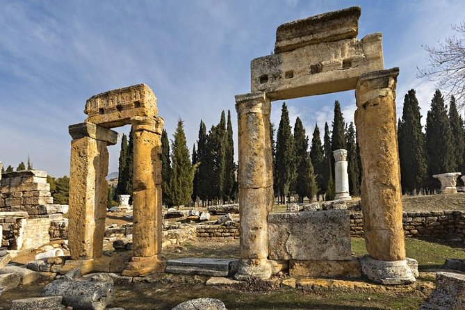 Pamukkale and Hierapolis - Three hours at the terraces and thermal water