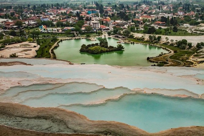 Pamukkale and Hierapolis - Hierapolis, the Roman city on a mineral plateau