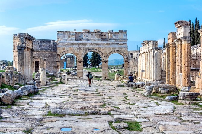 Pamukkale, Hot Springs, Travertines Tour Incl. Lunch f/Bodrum - Cleopatra’s Pool and the changing access