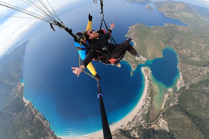 Paragliding Experience in Ölüdeniz - Mount Babadag and the first moments in the air