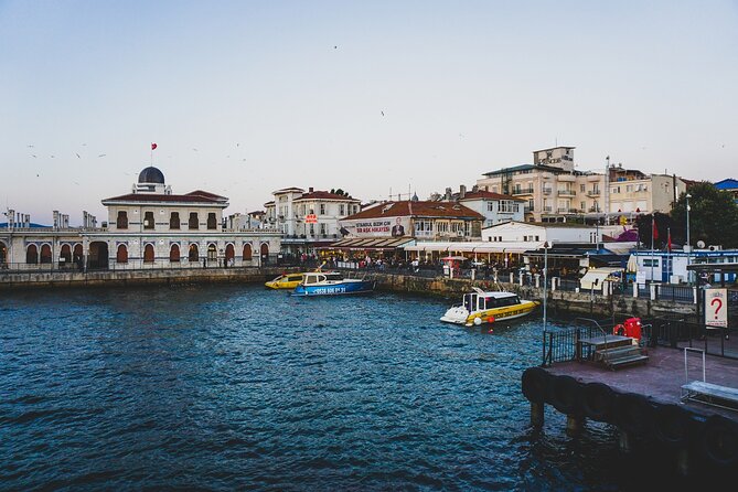 Princes' Islands Cruise with Lunch and Transfer Full-Day Tour - Kınalıada: a quick introduction to island life