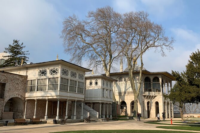 Private 5-6h: Topkapi + Hagia Sophia + Blue Mosque + Grand Bazaar - The $300 price and what you receive