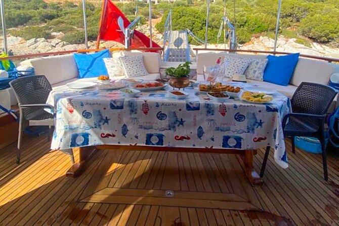 Private 6-Hour Boat Tour with Lunch in Bodrum Bays - Key points to know before booking