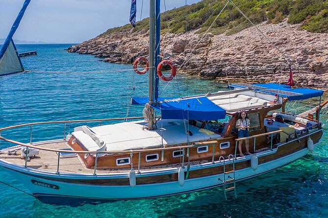 Private 6-Hour Boat Tour with Lunch in Bodrum Bays - Karaada: volcanic rock and a €3 cave option