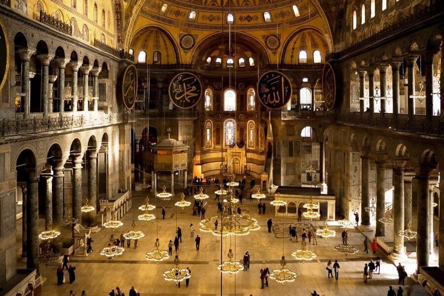 Private 7-Hour Istanbul Tour with Red Carpet Treatment - Grand Bazaar: ninety minutes to browse and bargain