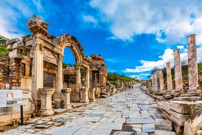 Private Ephesus &The Mary's House Tour for Cruisers(skip theline) - A short look at the Temple of Artemis
