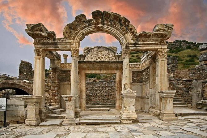 Private Ephesus &The Mary's House Tour for Cruisers(skip theline) - Lunch, Turkish food, and the tour’s most mixed feature