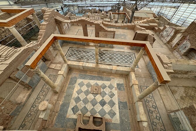 PRIVATE EPHESUS TOUR FOR CRUISERS: On-time Return and Skip-Line - The Temple of Artemis in a short final stop
