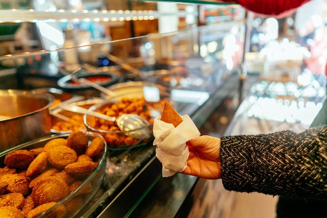PRIVATE Istanbul Food Tour - 10 Tastings including Raki & Padi - The Kadıköy Bull Statue and local stories