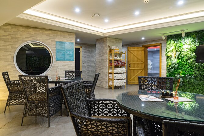 Private Turkish Bath Tradition, Massages, Swimming Pool & Sauna - The Turkish bath ritual on marble