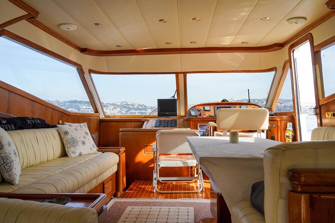 Private Yacht Cruise on Bosphorus - The Asian shore: fortresses and Beylerbeyi Palace