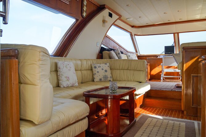 Private Yacht Cruise on Bosphorus - Food, drinks, Wi-Fi, and onboard comfort