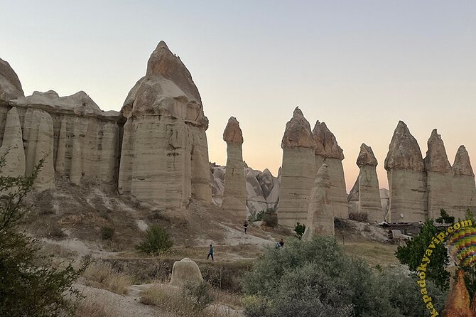 Red (North) Tour Cappadocia (small group) with lunch and ticket - Göreme viewpoint and Uchisar Castle