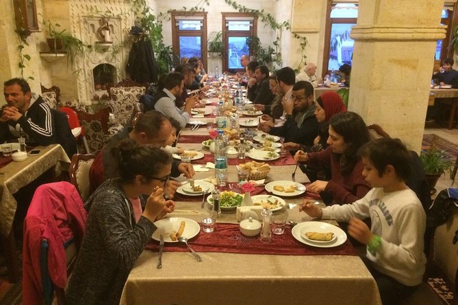 Red Tour with open air Museum - Avanos lunch and the Kizilirmak connection
