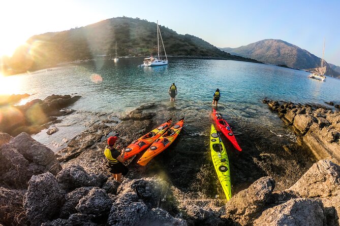 Saint Nicholas Island Sea Kayaking Tour - The guides make the difference