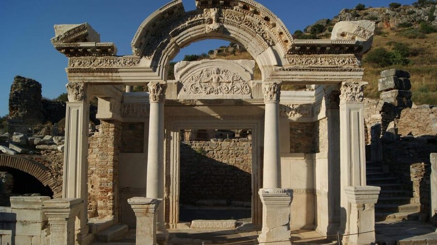 Shore Excursions: 3 Hours Easy Ephesus Tour - The real cost: $26 plus the Ephesus ticket