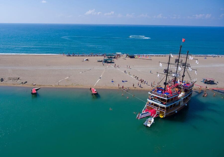 Side: Dolphin Island Boat Trip with Lunch & Unlimited Drinks - The return to Kumköy Beach