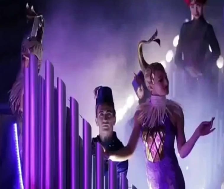 Side: Night Shows at The Land Of Legends with Transfer - The shows: costumes, staging, and special effects