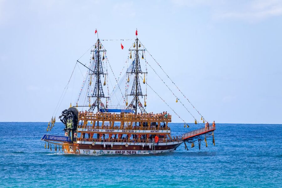 Side: Pirate Boat Trip with Lunch & Swimming Stops - Who will enjoy this Side boat trip most?
