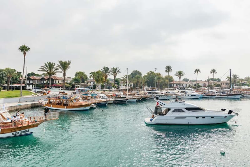Side: Scuba Diving, Underwater Museum, 2 Dives incl. Lunch - Lunch on the boat between the two sites